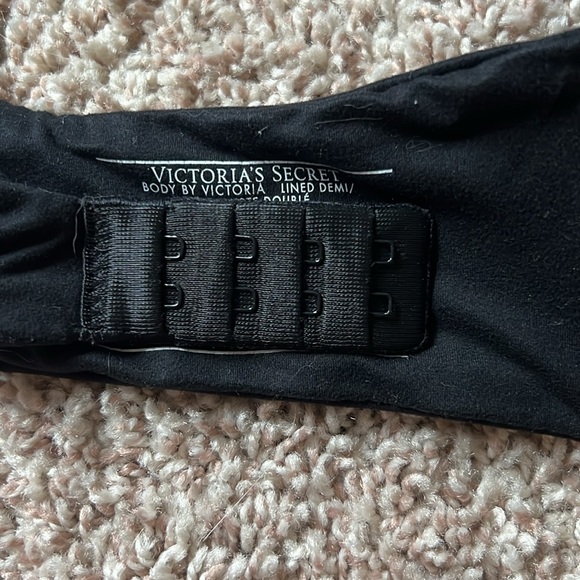 Victorias Secret bra - Picture 4 of 5